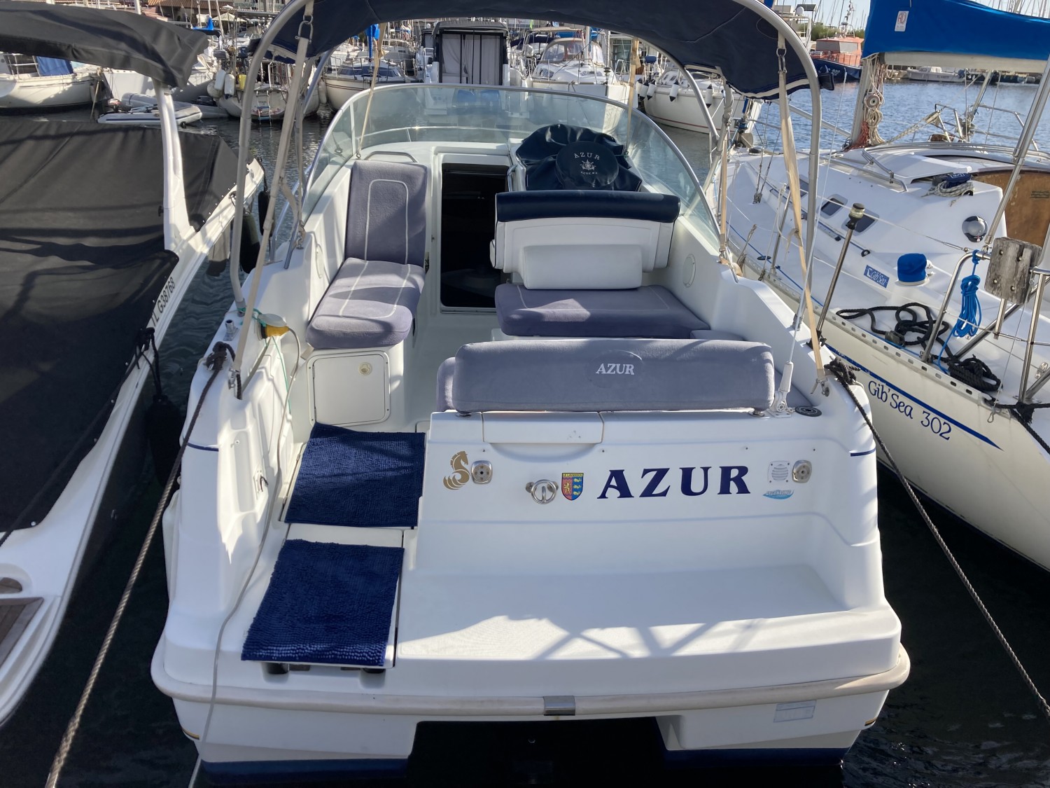 slider 1 Beneteau Flyer 701